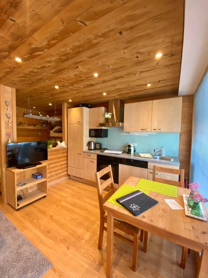 Appartement Damuelser Holzhus Extérieur photo